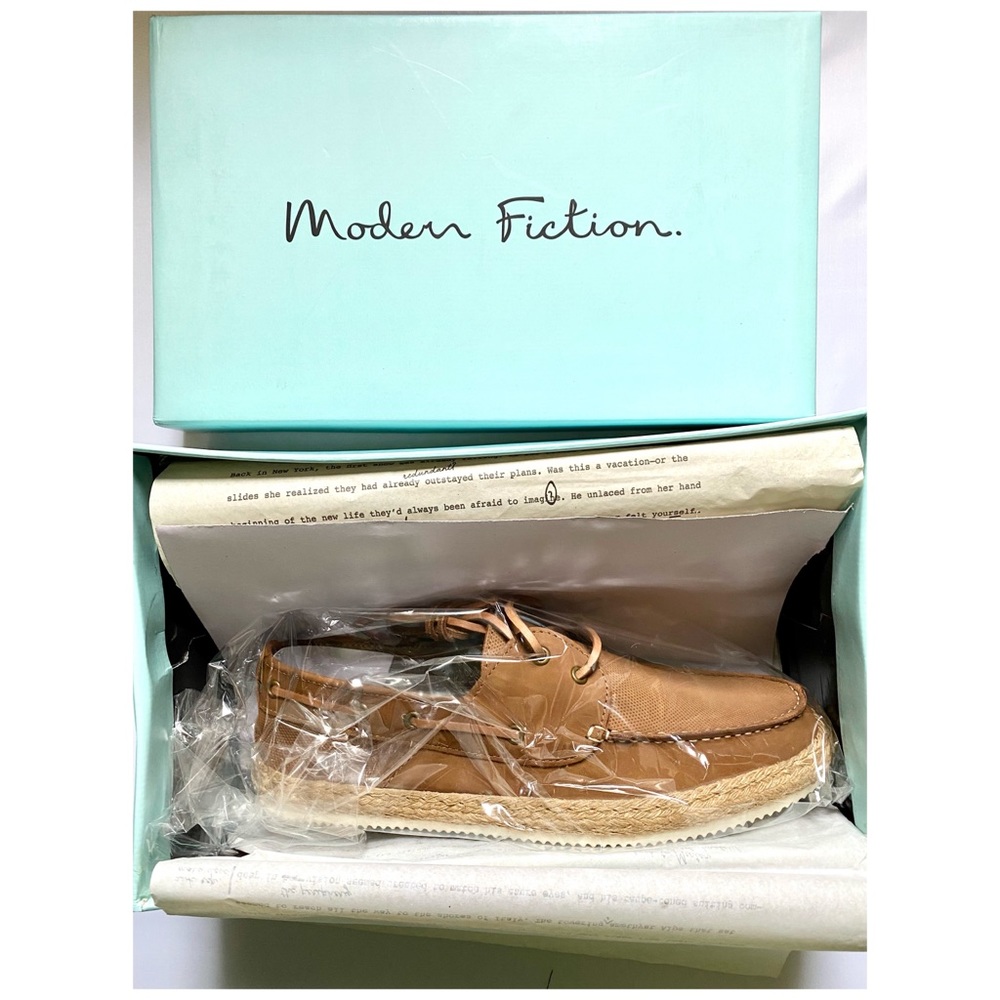 NEW Modern Fiction Proverb Perforated Boat Shoes - Picture 2 of 5